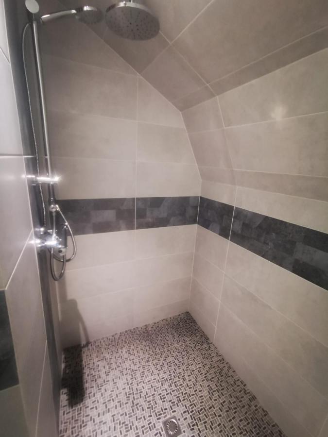 Au Numero 6 Le Fun Châteauroux Екстериор снимка